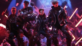 BLG下路组合如何应对T1下路选手对线压制？战术策略调整成决赛胜负关键